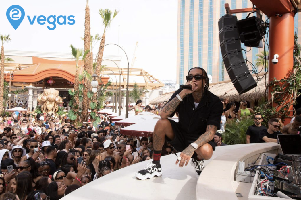 2014's Hottest Las Vegas Pool Parties - ABC News